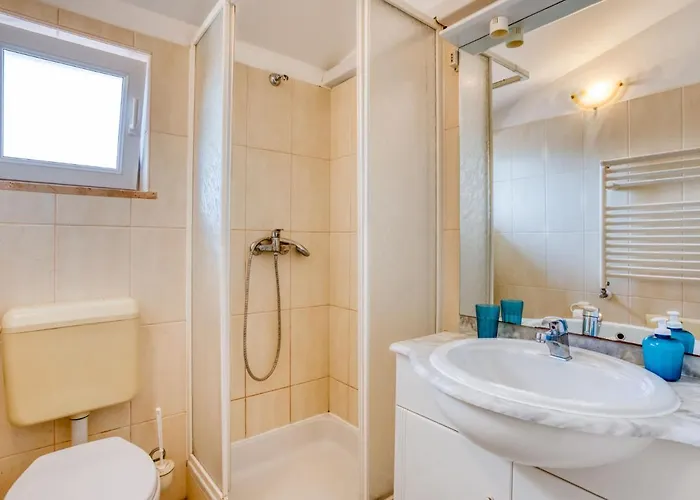 Daria-3 By Interhome *