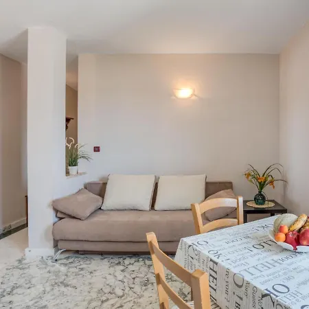 Daria-3 By Interhome Apartmán *