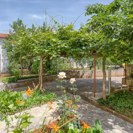 Apartmán Daria-3 By Interhome Poreč