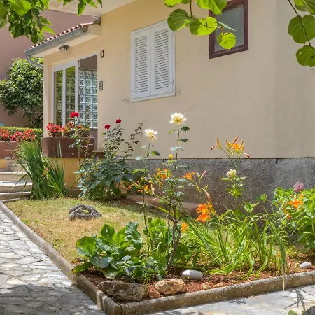 Daria-3 By Interhome Apartament