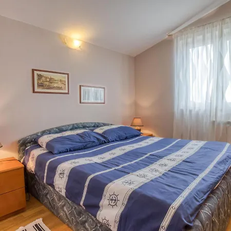 Daria-3 By Interhome Poreč